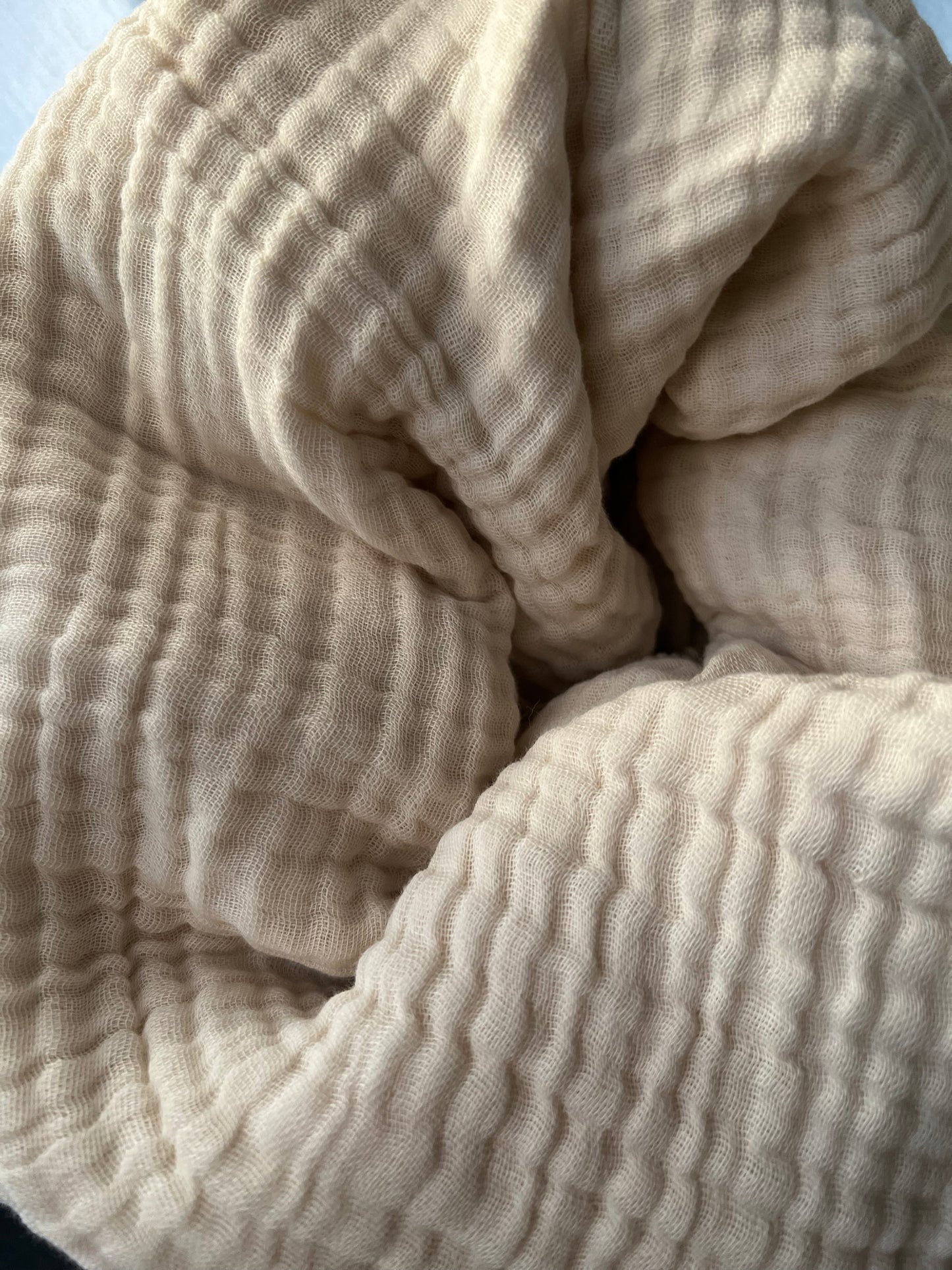‘Tasseled’ Organic Cotton 8 Layer Muslin Swaddle Blanket